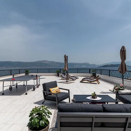 Adria House - Lavendar Apartment Slatine