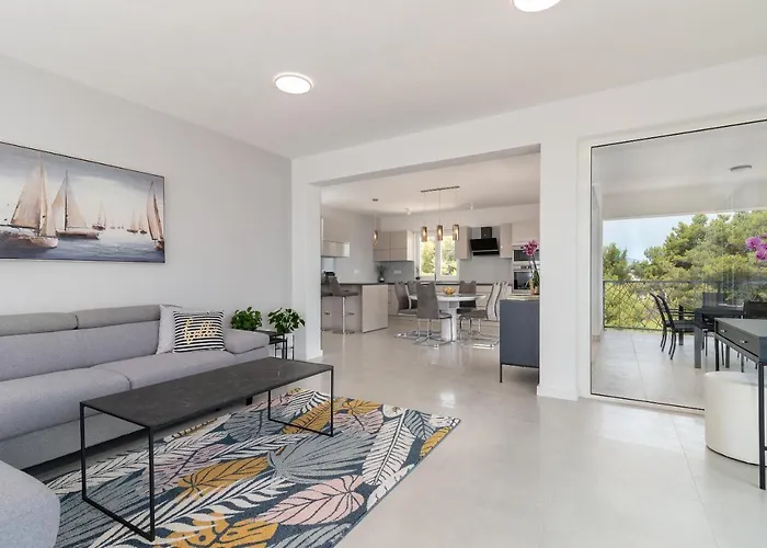 Adria House - Lavendar