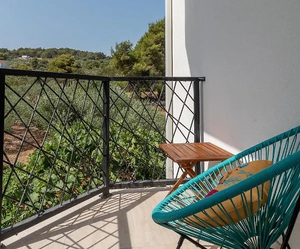 Adria House - Lavendar